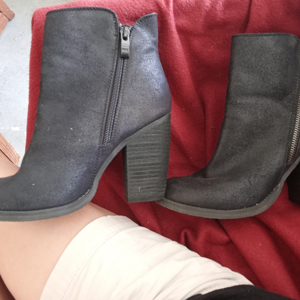 Black boots